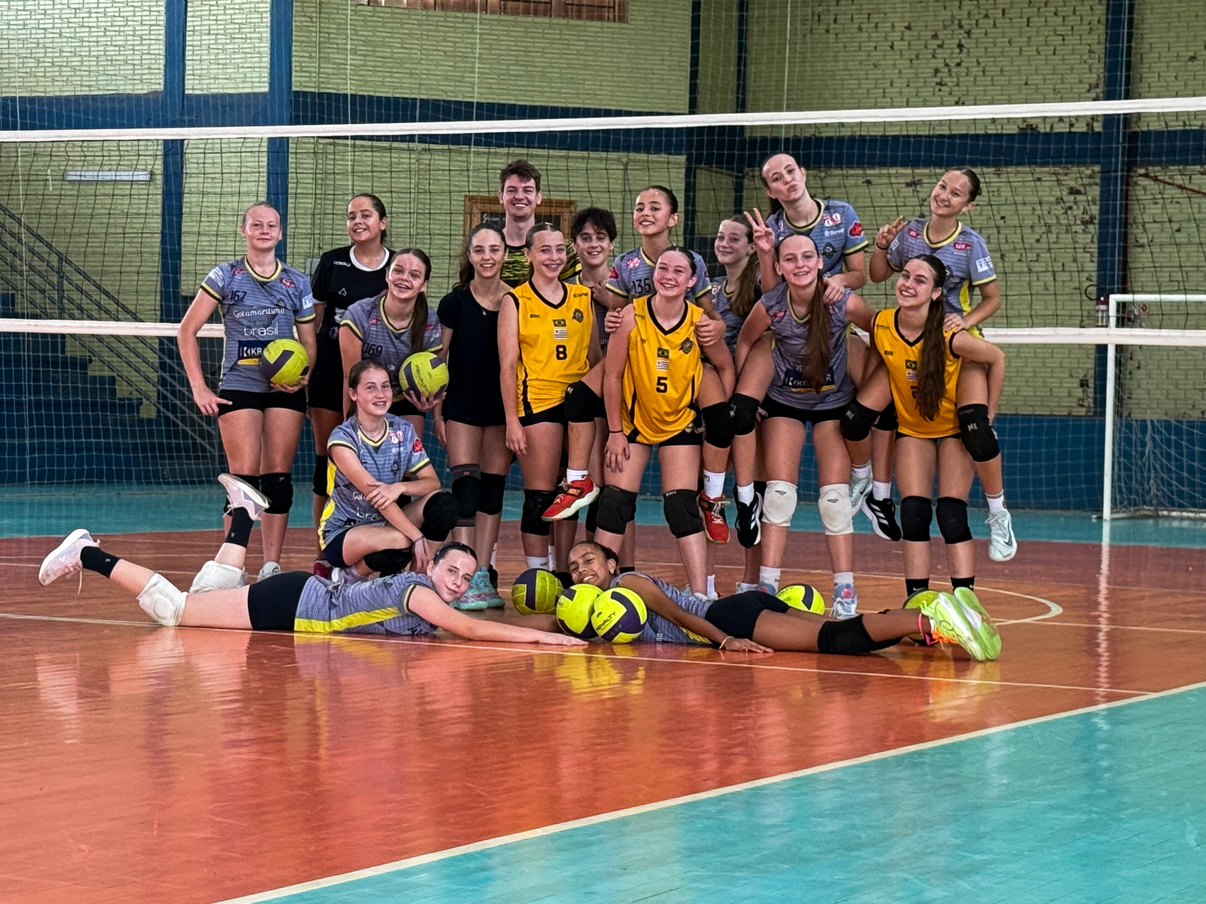 Edufut embarca com 13 atletas para decisão do voleibol gaúcho